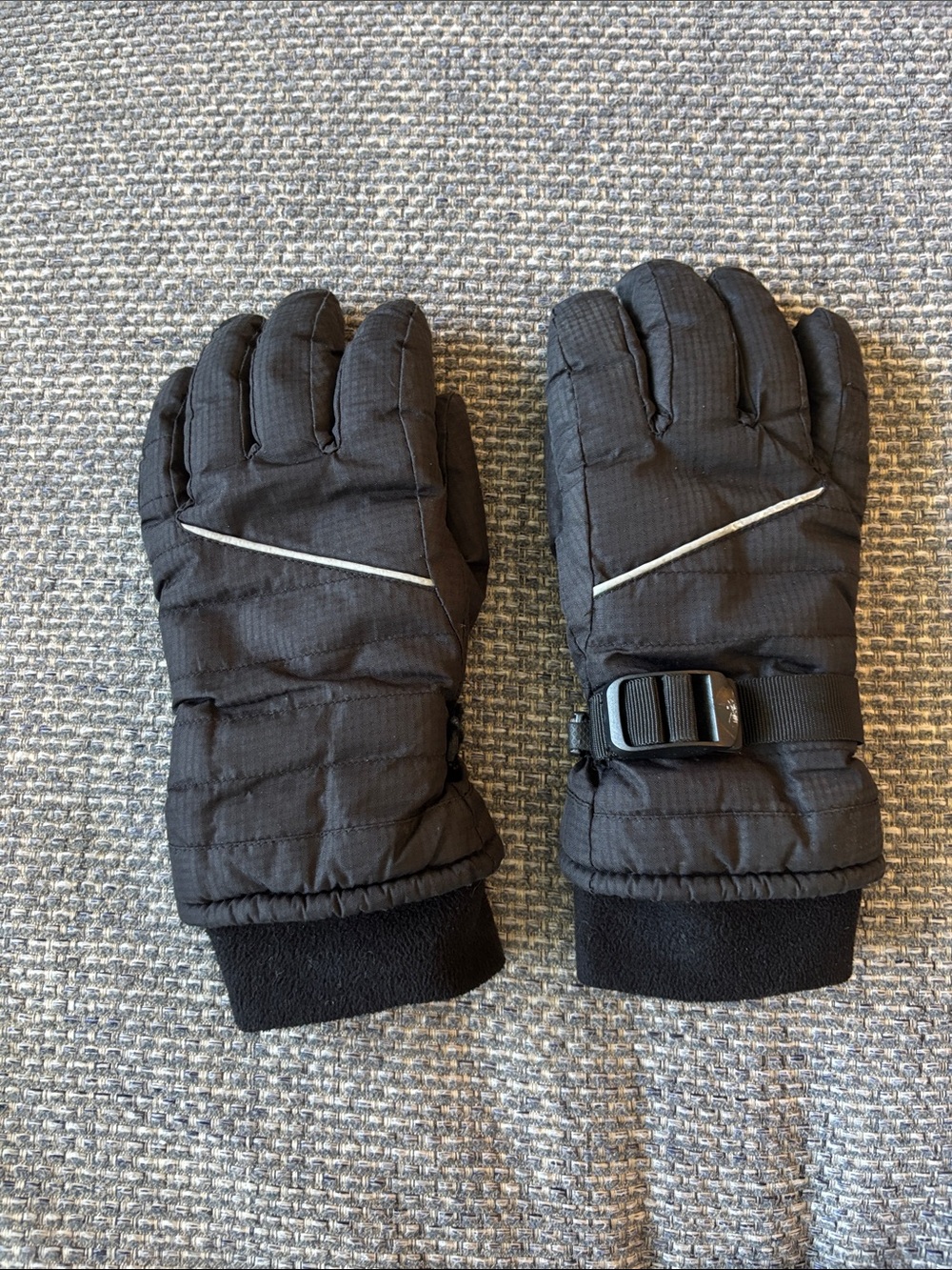 ZeroXposur Kids Black Insulated Gloves with Fleece Cuffs | Sz S/M